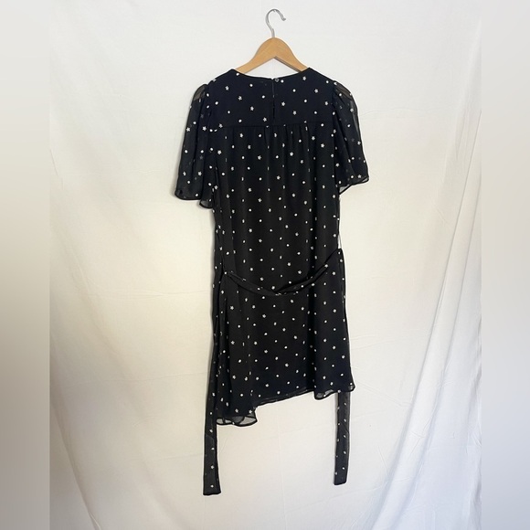 Ann Taylor Size M Black and white Floral embroidered shift dress with belt - Picture 12 of 12